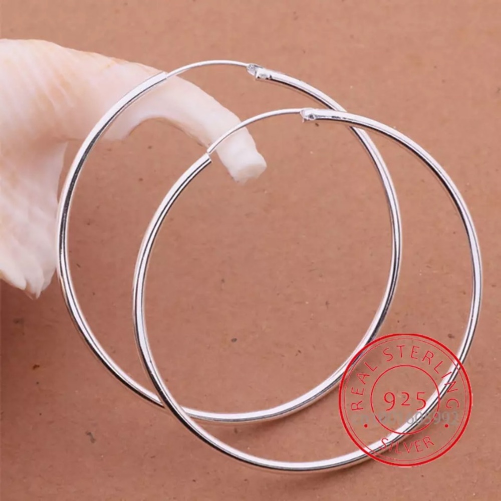 NEW 925 Sterling Silver Hoop Earrings